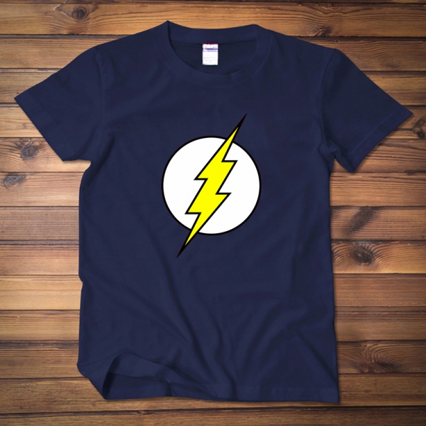 <p>Kemeja pribadi Superhero The Flash T-shirt</p>
